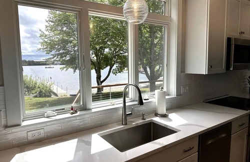 Centerville House | Amazing Lakefront Retreat w/Private Beach, Dock