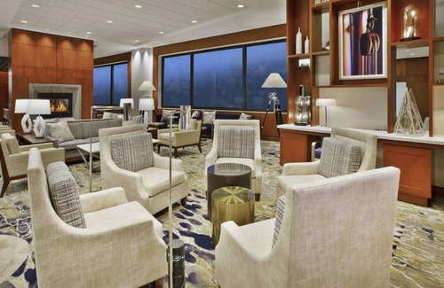Old Port House | Amazing Location & Modern Comforts: Pool | Breakfast | 24h Gym | 2 Units