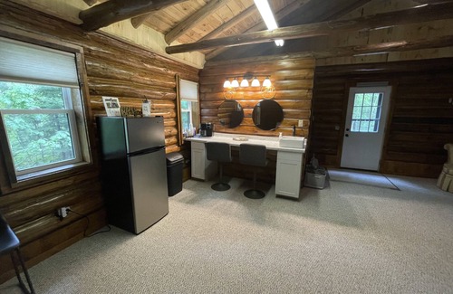 Lake Cabin | Amazing Log Cabin Nestled in 1000s of Acres of Beautiful Forest
