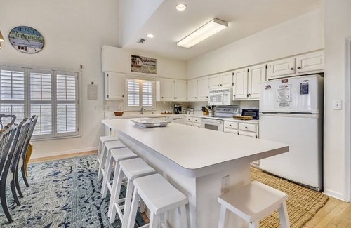 Ocean Drive Villa | Amazing oceanfront North Myrtle Beach