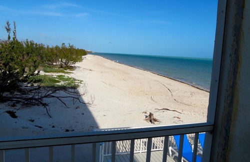 Marathon Condo | Amazing Ocean View Condo on the Beach!