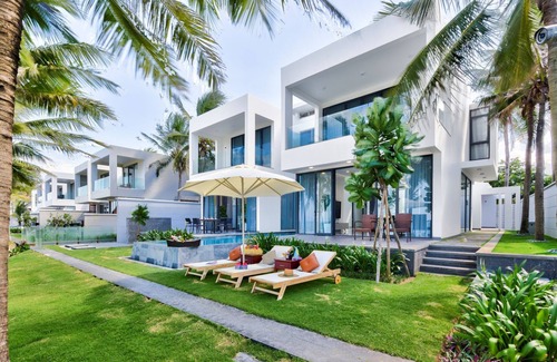 Ngu Hanh Son Villa | Amazing Ocean View Villa-Family- Golfer Vacation