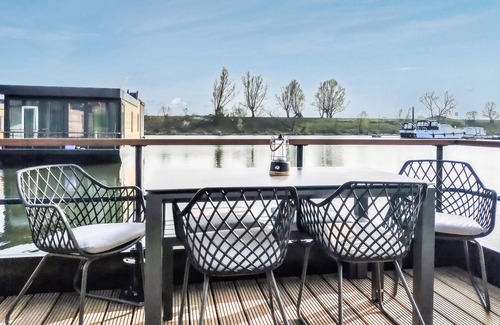 Ohe en Laak Boat Rental | Amazing ship in Ohé & Laak with WiFi