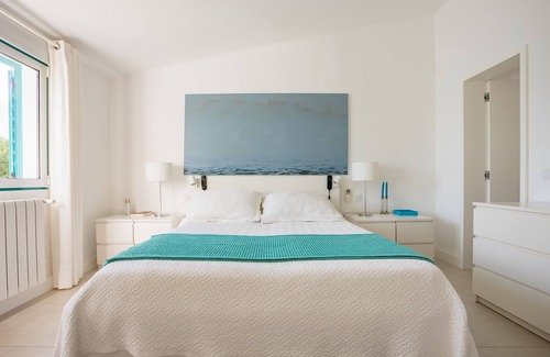 Prainha House | Amazing T4 in Prainha Village 5 min Waking to Beach and Pool