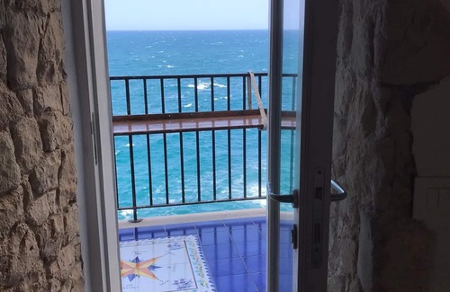 Polignano a Mare Apartment | Amazing view on the Palazzese Cave.