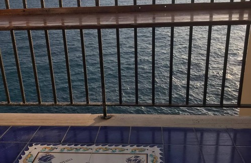 Polignano a Mare Apartment | Amazing view on the Palazzese Cave.