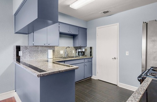 Pecan Springs Springdale House | Amazing View, Spacious, Safe & Quiet Stay!
