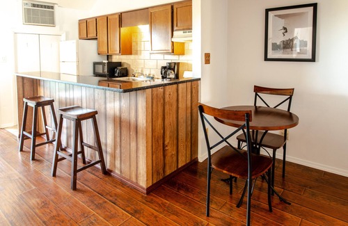 Barton Hills Condo | Amazing view, walk to Barton Springs, Zilker Park & lake! Close to everything!