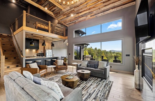 Gatlinburg - Pigeon Forge Cabin | Amazing Views, Indoor Pool, Basketball Hoop, Hot Tub, Pool & Poker Table