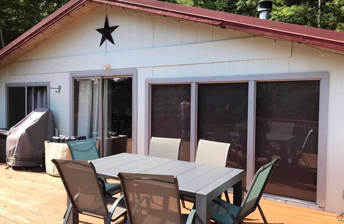 Flat Hollow Marina House | AMAZING views, Lakefront home with private boat dock in Flat Hollow