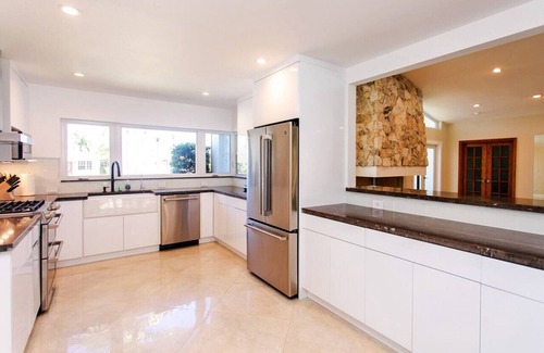 Hollywood Lakes Villa | Amazing Villa WALK 5 minutes to Hollywood Beach