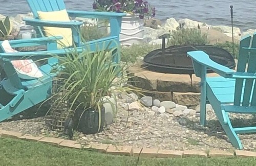 Chesapeake Beach House | AMAZING WATERFRONT DESTINATION FOR ROMANTIC AND FAMILY VACATIONS.