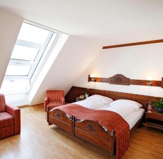 Lucerne Hotel | Ambassador Self Check-in Hotel