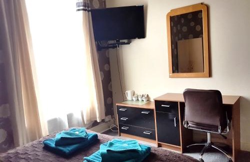 Derby House | Amber Guesthouse