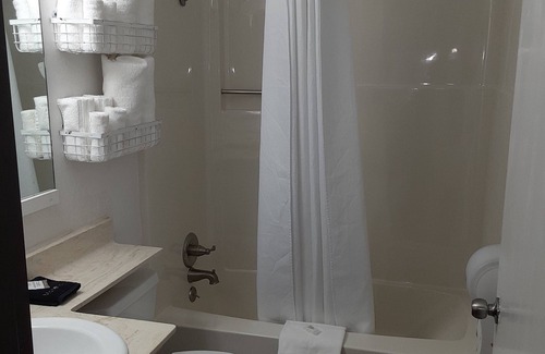 Murdo Hotel | American Inn