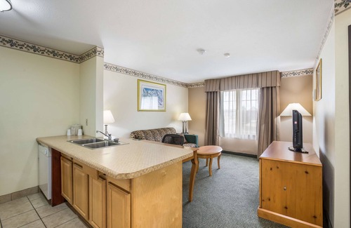 Three Rivers Hotel | Americas Best Value Inn & Suites Three Rivers