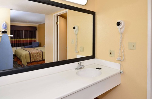 Azusa Hotel | Americas Best Value Inn Azusa Pasadena