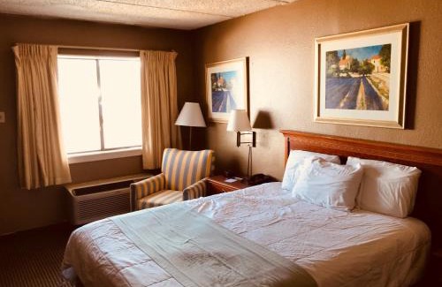 Bonanza Hotel | Americas Best Value Inn Laredo