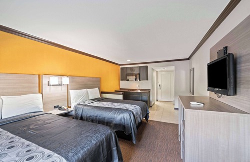 Brenham Hotel | Americas Best Value Inn & Suites Brenham