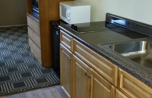Kingsport Hotel | Americourt Extended Stays