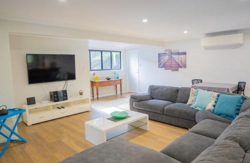 Amity Point House | Amity Escape - Sleeps 12