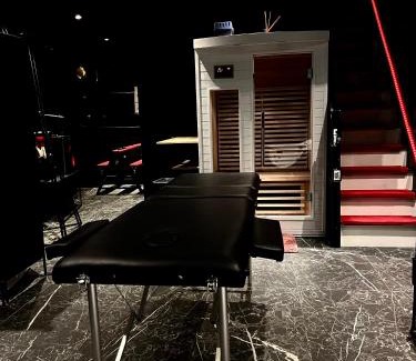 Sarcelles Villa | Amour d'une Nuit, LoveRoom