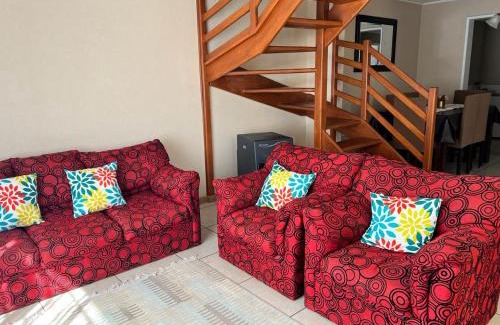 Talca Apartment | Amplia Casa 8 dormitorios 4 baños Avenida Lircay