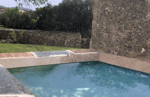 El Veinat de Dalt House | Amplia Vivienda con Gran Jardín Cerca de las Mejores Payas