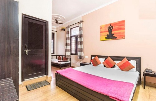 Rishikesh Bed & Breakfast | Amraai Homestay