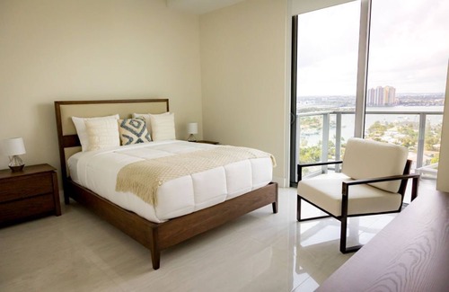 Singer Island Hotel | Amrit Ocean Resort. Stylish 2BR Living with Pool