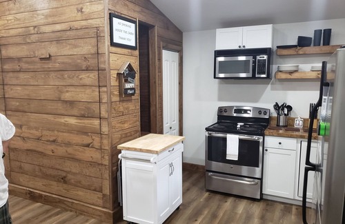 Mena Cabin | AMRock Cabin - Direct access to Ouachita National Forest and Wolf Pen Gap