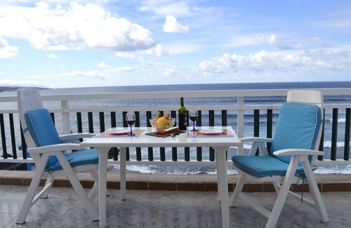 Punta del Hidalgo Apartment | An apartment by the sea with views and much more