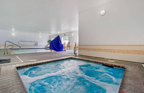 Auburn House | An affordable and welcoming stay in our room !