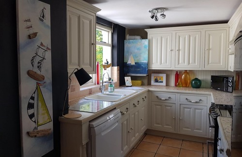 Fishguard House | An Artist's Cottage in Fishguard