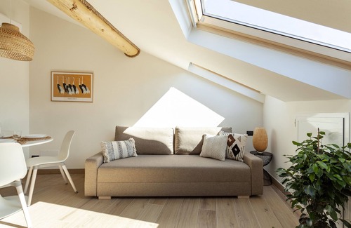 Dizzasco Apartment | An attic on Lake Como