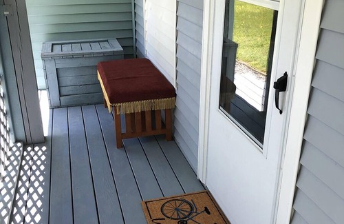 Buckfield House | An Authentic Clean & Cozy Maine Homestay
