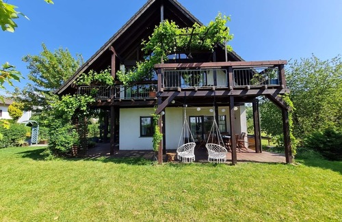 Kleineicholzheim Apartment | An den Auwiesen I Enjoy peace and nature in the Odenwald