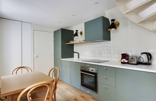7th Arrondissement Apartment | An Exquisite Townhouse in Invalides - Eiffel Tower