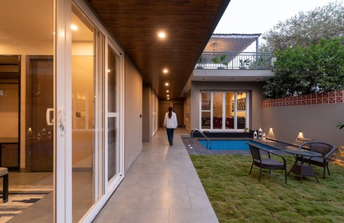 Durgapura Villa | An opulent 4 bed villa resonating a quaint outhouse in the heart of Pink City!
