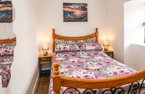 Killarney Cottage | AN SEAN TEACH, family friendly in Killarney, County Kerry