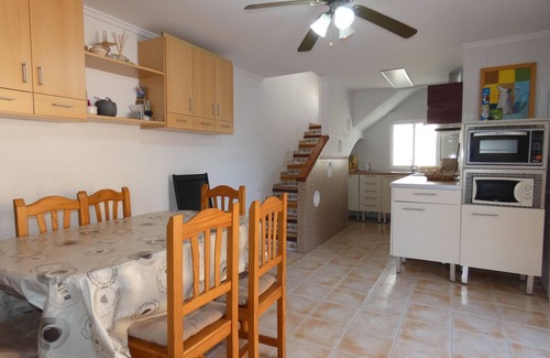 Molinell Ski Chalet | Anacasa Bassetes Playa San Fernando CA550