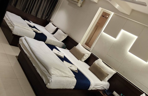 Shirdi Hotel | Anand Palace
