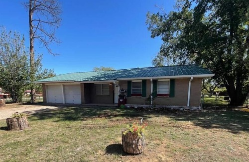 Mineral Wells House | Anchor Acres at Sartain