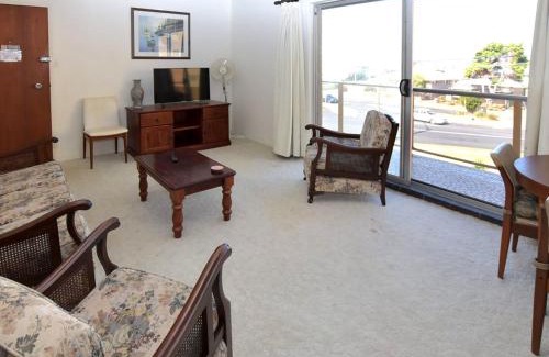 Tuncurry Apartment | Anchorage 10
