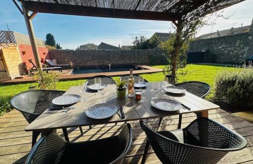 Paraza Villa | Ancien chai rénové avec piscine