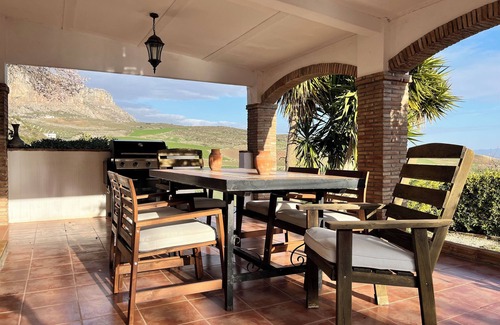 Antequera Cottage | Andalucían Serenity at El Torcál