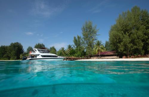 Saprokren House | Andau Dive Resort Raja Ampat