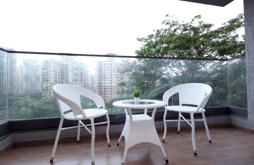 Vile Parle House | Andheri 2 BHK – Prime Location for Corporate Stays