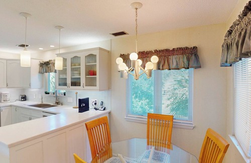 Jekyll Island House | ANDREWS COTTAGE 3 bedrooms, 2.5 bathrooms
