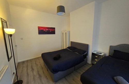 Anfield House | Anfield Guest House Sleeps 5